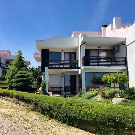 Aurelia Holiday home *
